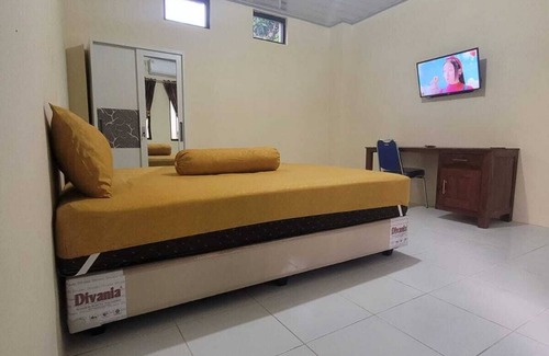 Laweyan House | Nadamax Solo Guest House