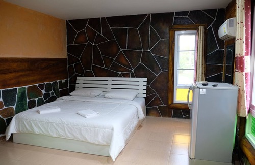 Wang Nam Khiao Hotel | Nadedow Resort
