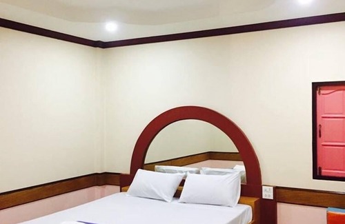 Kabin Buri Hotel | Nadeetawee Resort