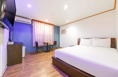 Naju Hotel | Naju Q