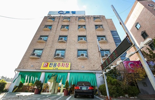 Naju Hotel | Naju Q