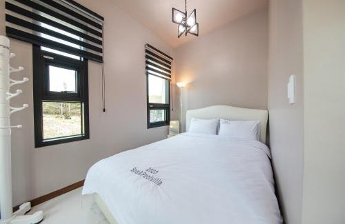 Namsan House | Namiseom 2020 Spa Poolvilla