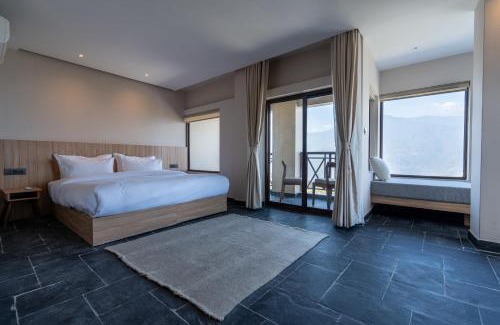 Dhampus Hotel | Nana Mountain Resort