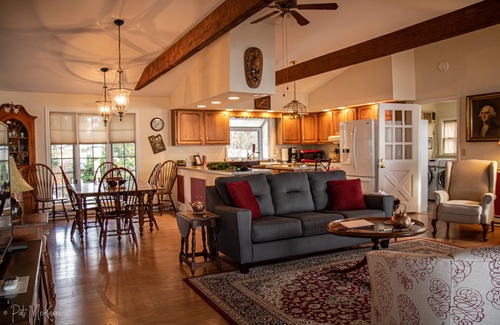 North East House | Nancy’s Touch, A Waterfront Paradise!