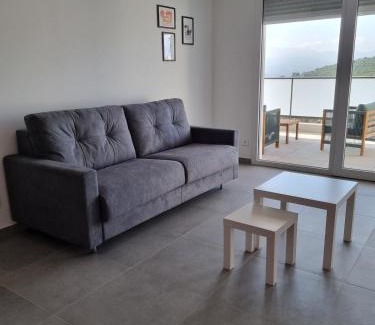 Mezzavia Apartment | Napoland Appartement T2 recent