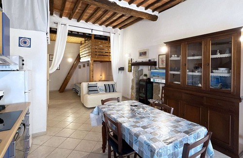 Portoferraio Old Town Apartment | Napoleon's Apartment - Napoleon's Apartment