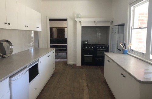 Wallinduc Other | Naringal Station - Shearer's Quarters Farmstay - Huge Farmhouse for 18 people!