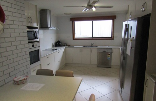 Minlacowie House | Narnia - Esplanade position - off peak specials!