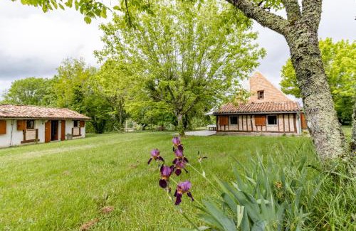 Saint-Andre-de-Double House | Nature et authenticité