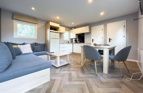 Zelhem Ski Chalet | Nature-Front Safari Tent in Zelhem