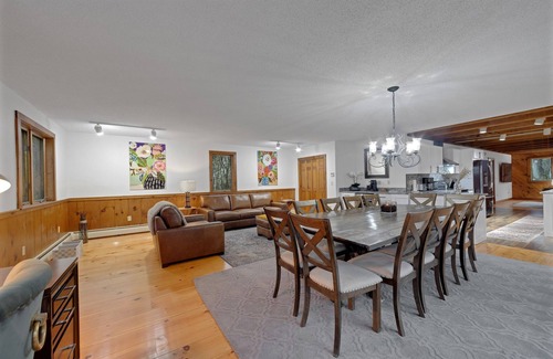 Windham House | Nature, Pool, Hot tub&Lakes! Mins to Sebago &More