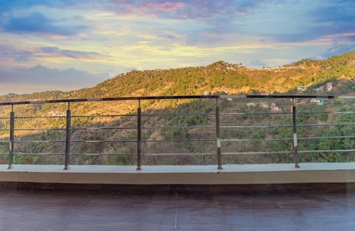 Kasauli Villa | nature view cottage kasauli 5 double beds