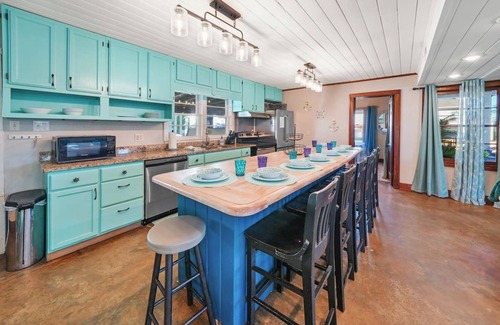 Laguna Beach Estates House | Nautical Rose: Salted Pool, Hot Tub, Fire Pit,16+