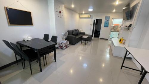 Ban Puek Villa | NB bangsaen house KL2