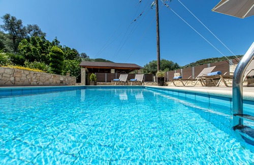 Vatolakkos Villa | Neaira Villas - Villa no1 with private pool