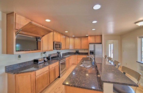Grass Lake House | Near Boat Launch Pet-Friendly Grass Lake Getaway