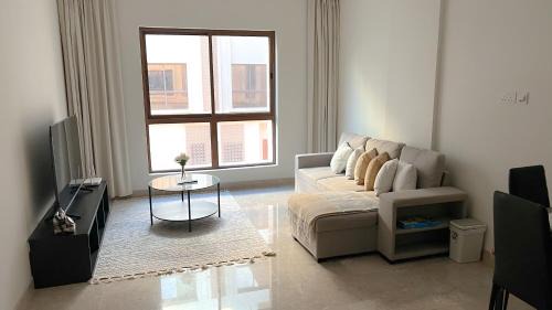 Seeb Apartment | Near City Centre Mall, Pool, Gym