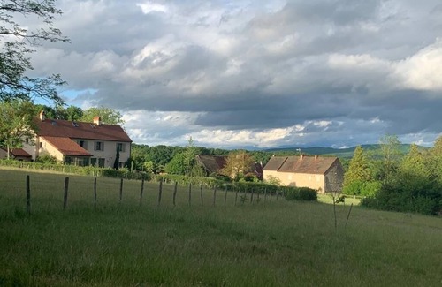 Chapaize House | Near Cluny - Spacious, bright country house in Chapaize (Cormatin)