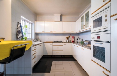 Leiria Villa | Near Fátima and Nazaré, villa in Leiria for 8 people
