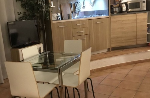 Zona XXVIII Tor de' Cenci Apartment | Near Ifo Roma Sweet home Studio Apartment