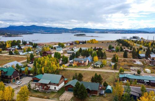 Grand Lake House | Near Lake and Natl Park Cozy Home with Deck!