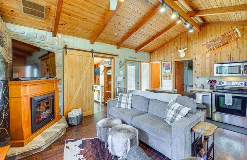 Newland Cabin | Near Lake + Trails: Rustic Newland Cabin w/Deck!