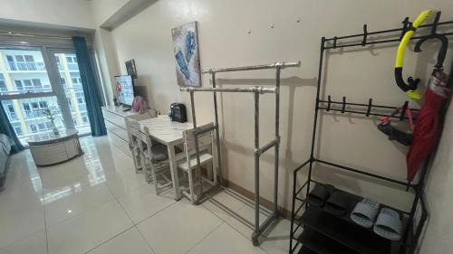 Tambo Apartment | Near NAIA&MOA with SEAview Fast WIFI&TV Okada Complex10F