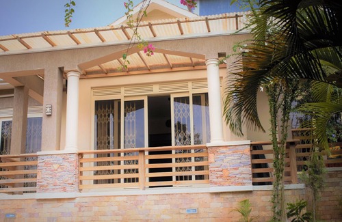 Kireka House | Near Namugongo Martyrs Memorial site, Naalya, and Ntinda.