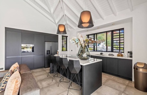 Sint Michiel House | Near the Coast Lux 5BR Villa w/4.5 Baths & Private Pool - The Cove by Bocobay