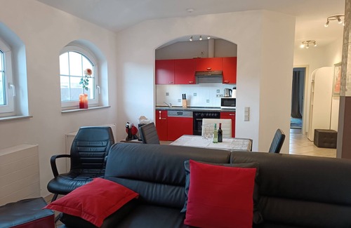 Kirkel Apartment | Near University Hospital Homburg