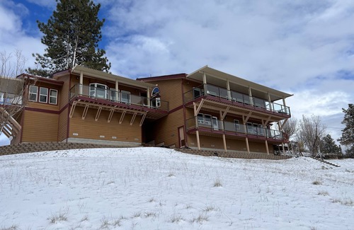 McArthur House | Needing a getaway!?! Here’s the place to go!