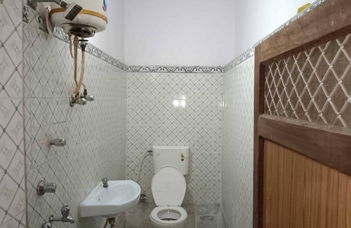 Amar Sagar Pol House | Neem Guest House By GRB