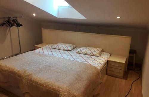 Baku Old Town Apartment | Neftiannikov Avenue Apartment