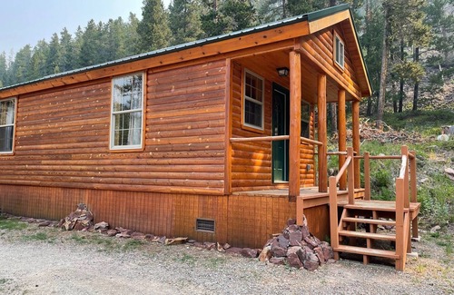 Neihart Apartment | Neihart MT Mountain Cabin