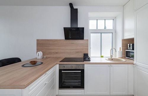 Old Town Apartment | Nemunas River View by Polo Apartments
