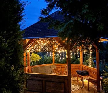 Csopak Apartment | NEON Apartman Csopak Balaton