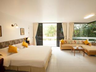Khao Takiab Hotel | Nern Chalet Beachfront Hotel