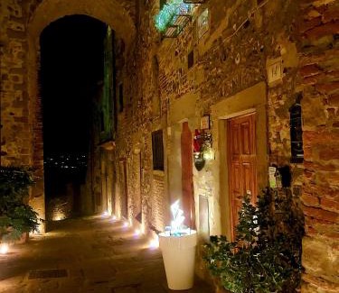 Anghiari House | Nero Gioconda