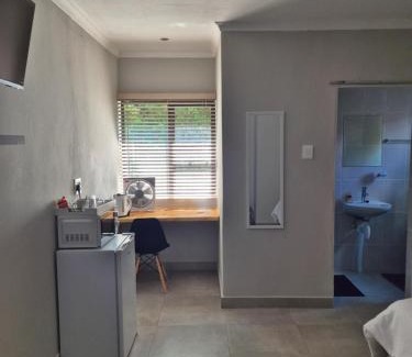 Kokstad Bed & Breakfast | Nest On Main