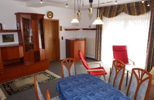 Idstein Apartment | nette Ferienwohnung im Grünen