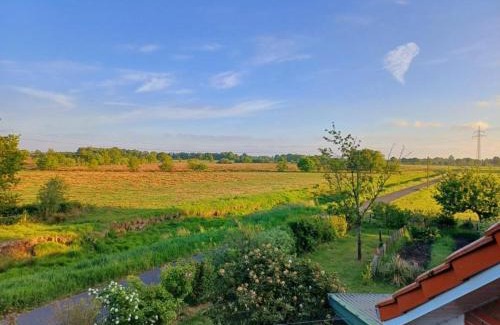 Westerholt Apartment | NEU! Ferienwohnung LandBlick in Nordseenähe