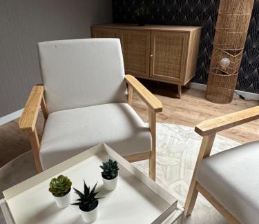 Kaden Apartment | Neu renovierte Ferienwohnung Suseria