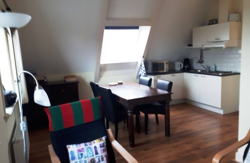 Grijpskerke Apartment | New 2012 luxury holiday apartment in quiet village in the center of Walcheren.