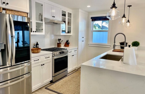 West Newport House | NEW 2Bath 216A Lower Light Filled Casita w/AC-Best Location