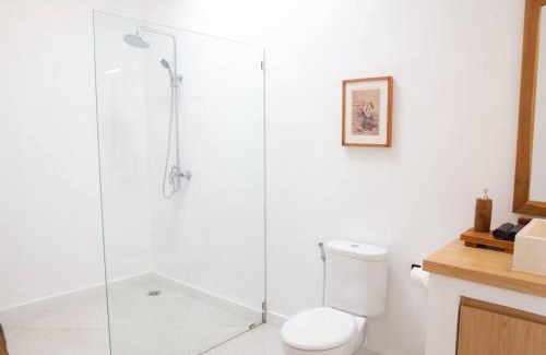 Batu Bolong Villa | NEW 3BR Villa-3 Min Echo Beach
