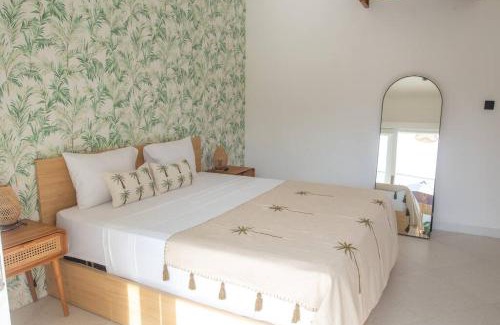 Batu Bolong Villa | NEW 3BR Villa-3 Min Echo Beach