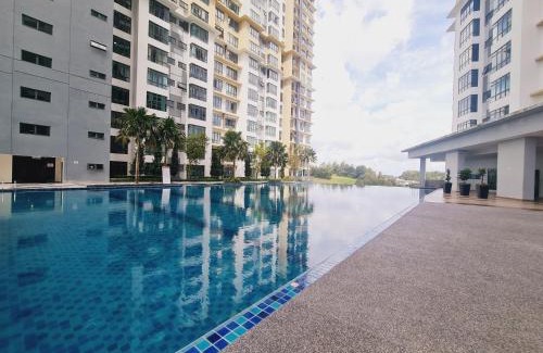 Taman Daya Apartment | New! 4-7pax 2bedrooms condo near Mount Austin JB