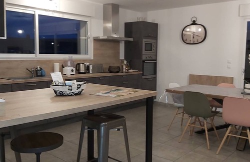 Salignac-sur-Charente House | New 4 * house with spa, heated pool, fenced garden and garage