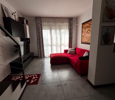 Cremona Apartment | New Apartment a Stone's Throw from the Fair