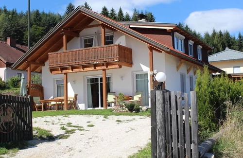 Stockenboi Apartment | new apartment for 4 people of high standard with a view of the mountains